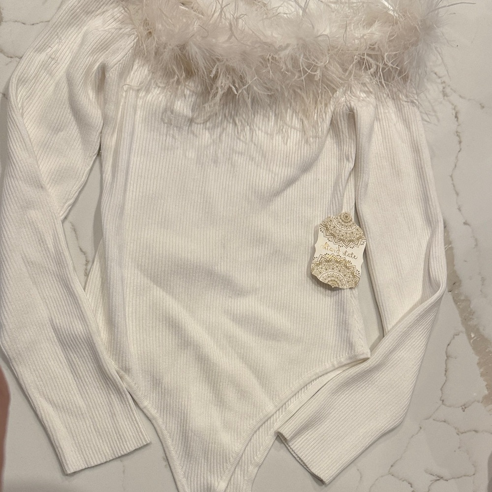 Altar’d State Beautiful White Feather-Trimmed Bodysuit NWT